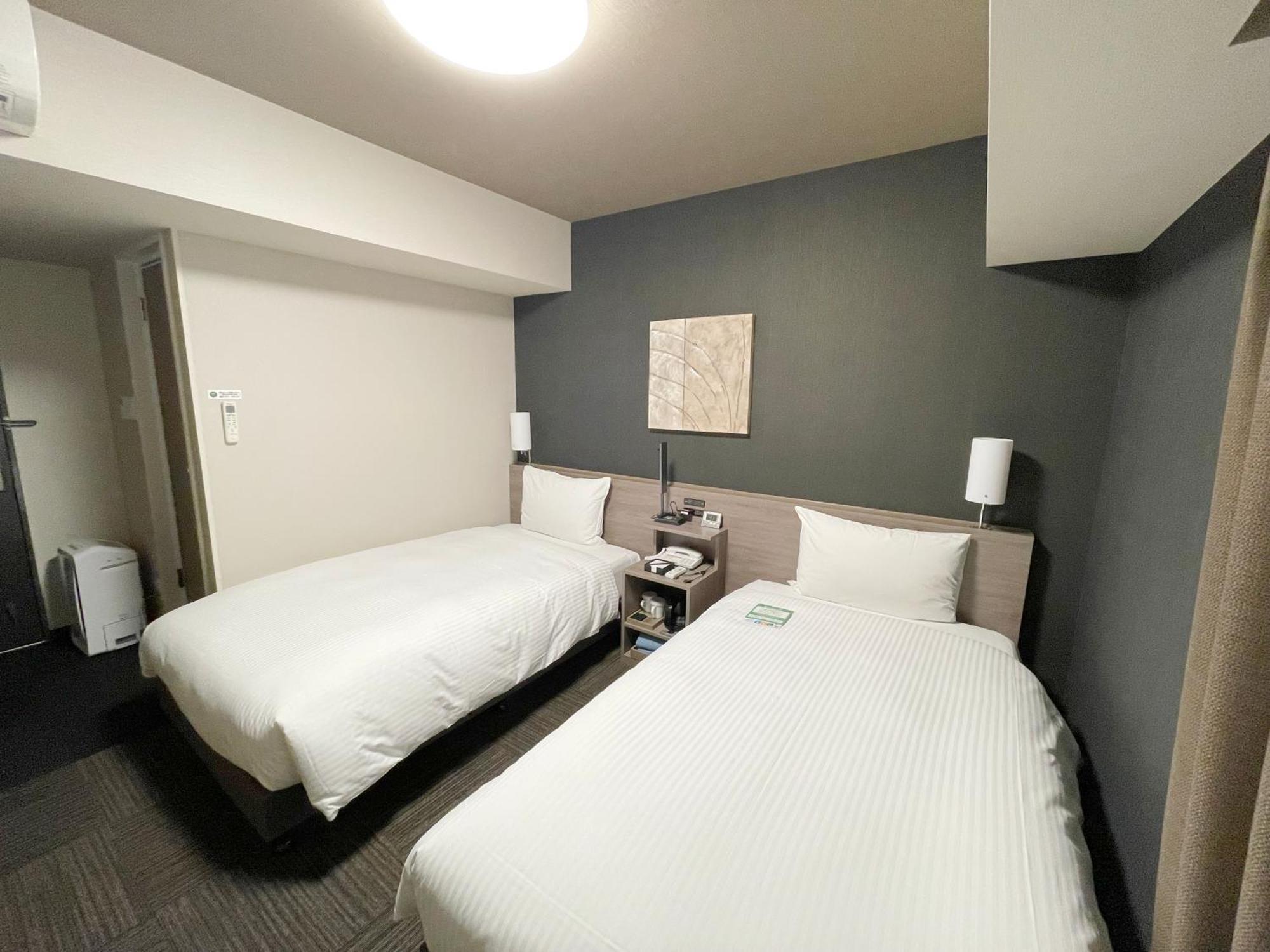 Hotel Route-inn Osaka -hagoromo Ekimae- 3*